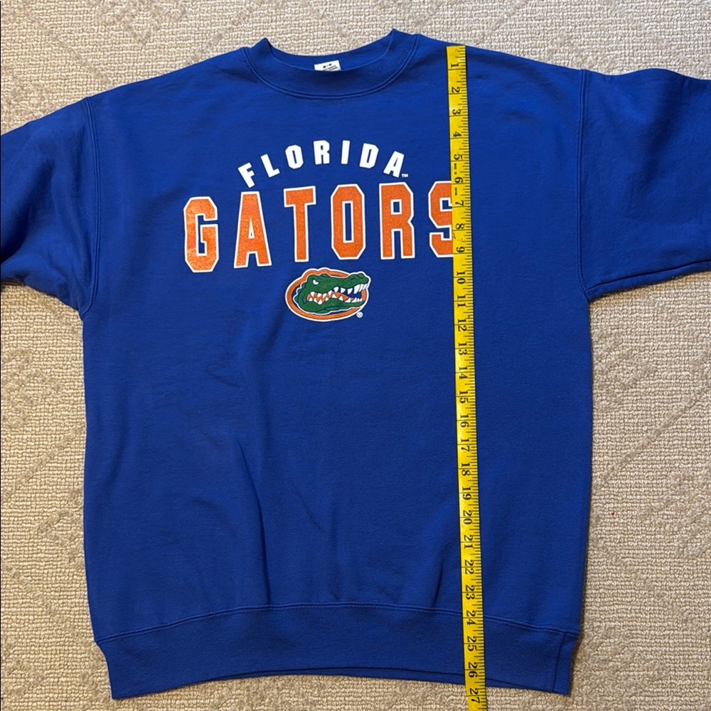Florida Gators Blue Sweatshirt Size Medium - Picture 7 of 9